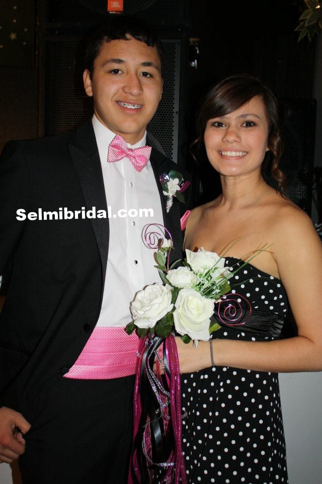 PROM CORSAGES AND BOUQUETS